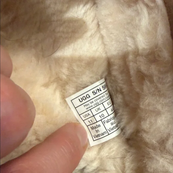 UGG Tasman Slippers - Picture 5 of 9